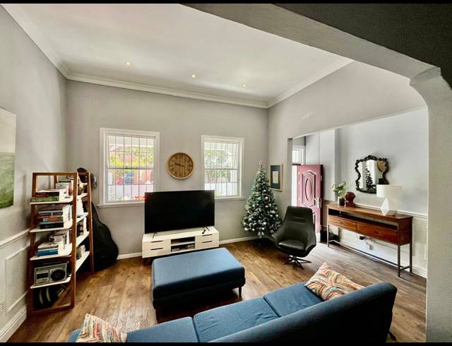 2 BEDROOM SEMI DETACHED FOR SALE IN WALMER ESTATE